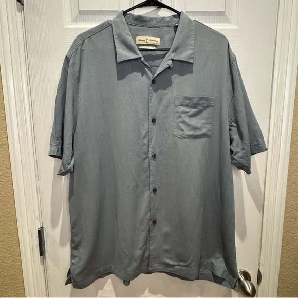 Tommy Bahama Original Fit Men's XL Silk Short Sleeve Button Down Shirt Grey - Picture 1 of 7